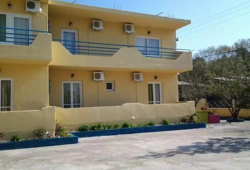 ホテル Harmony House