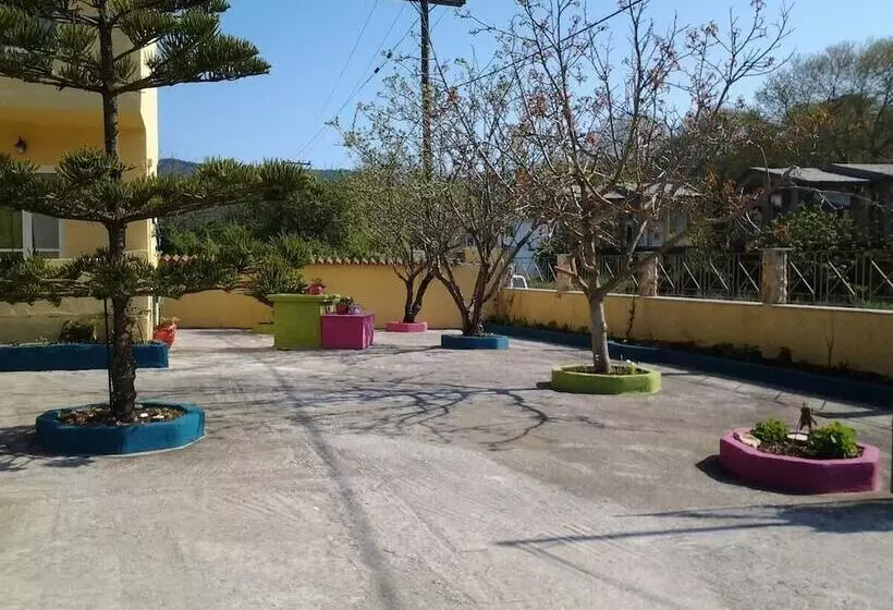 ホテル Harmony House