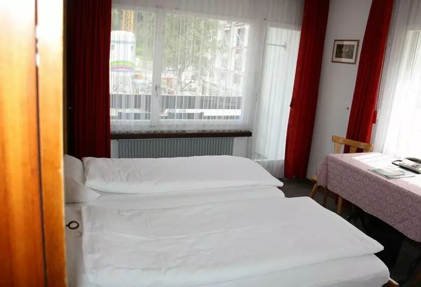 هتل Hostel Casa Franco