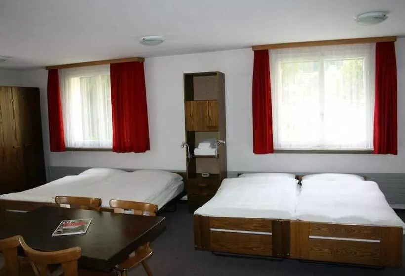 هتل Hostel Casa Franco