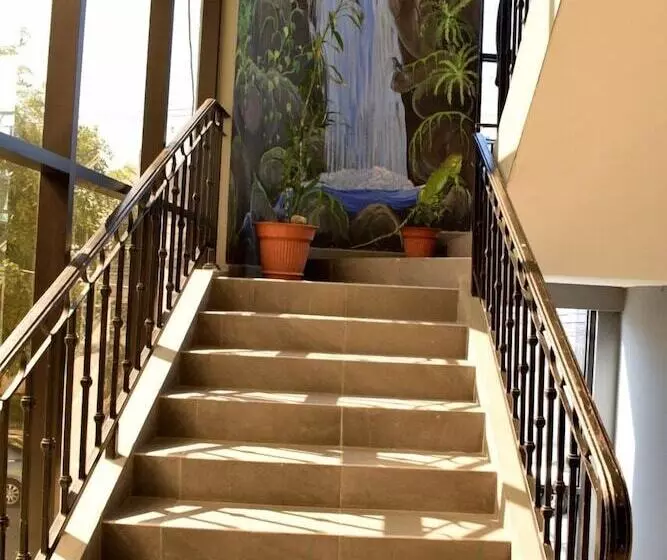 هتل Plaza Alicante