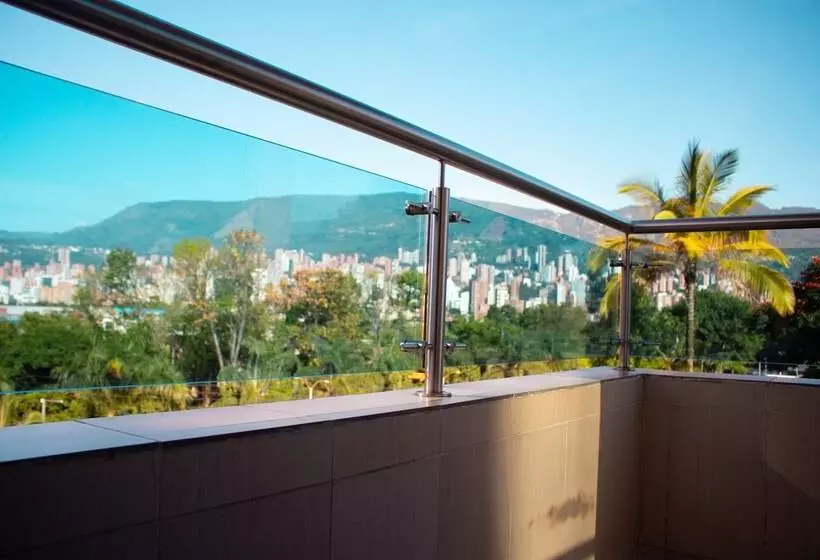 ホテル Plaza Mayor Itagui