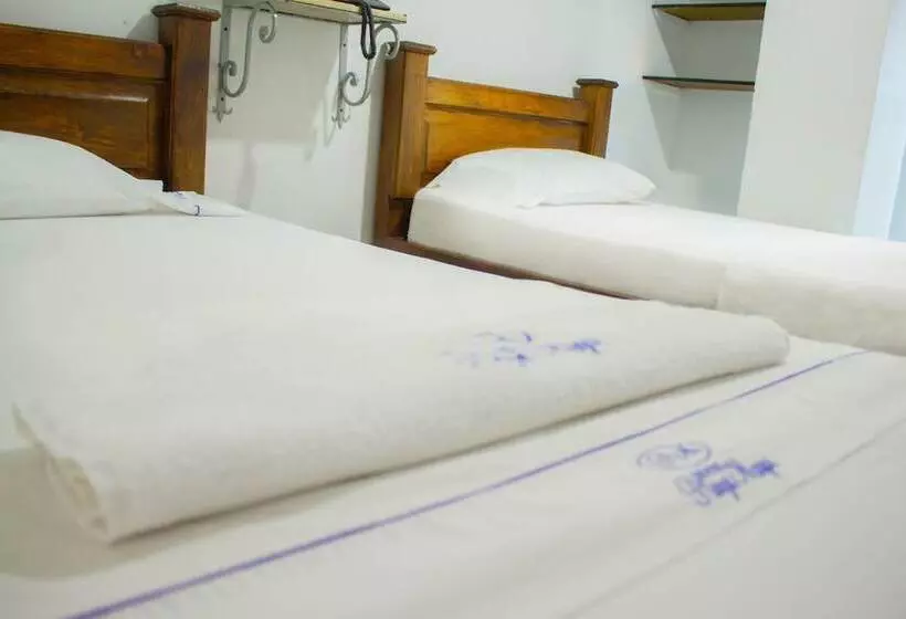 ホテル Plaza Mayor Itagui