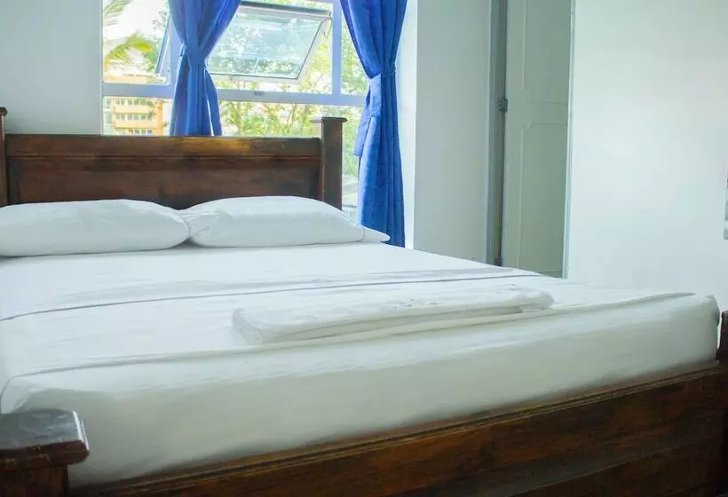 ホテル Plaza Mayor Itagui