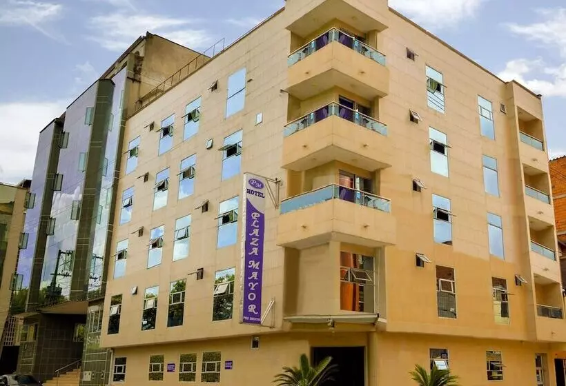 ホテル Plaza Mayor Itagui