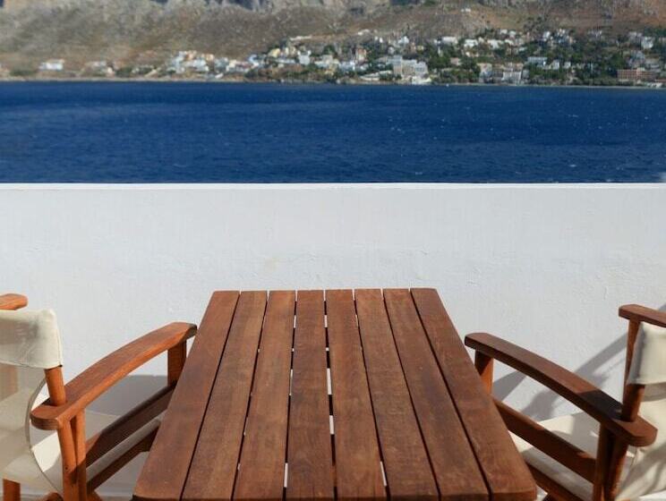 ホテル Porto Potha