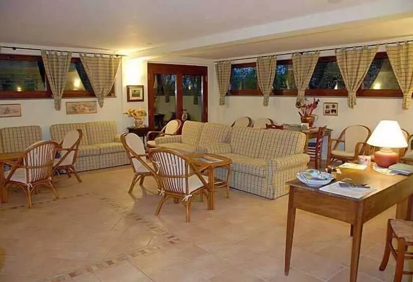 Maaseutuhotelli Agriturismo Nardini