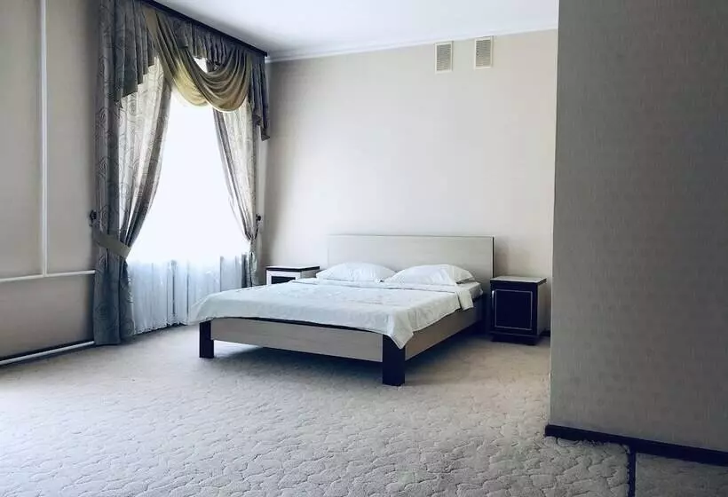 هتل Zama