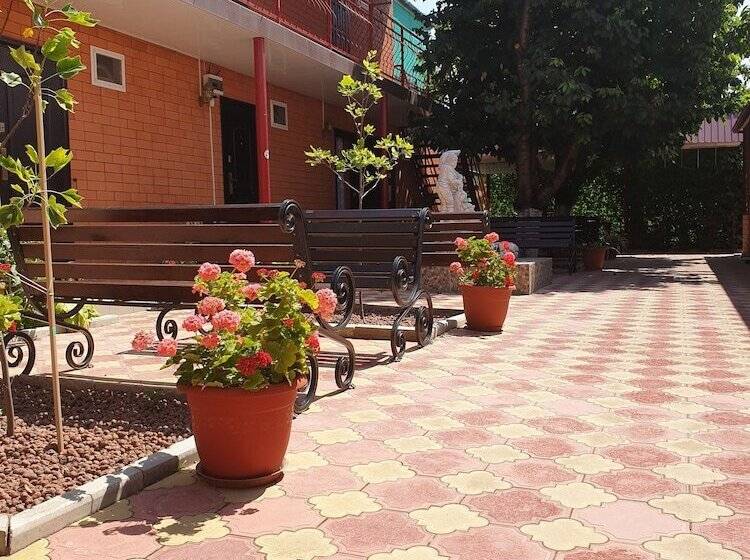 Mini Hotel Zolotye Peski