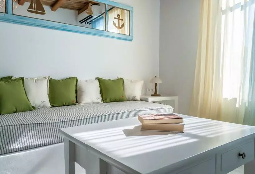 ペンション Faros Apartments