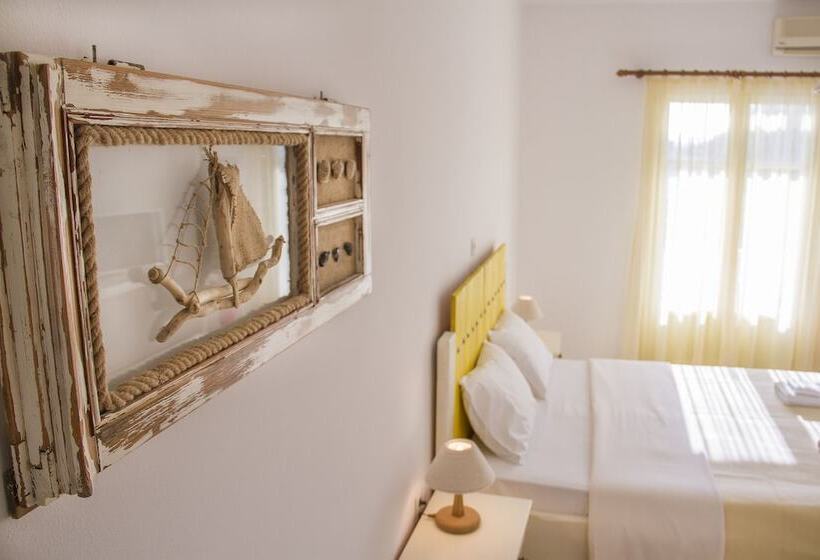 펜션 Faros Apartments