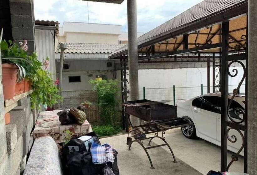 پانسیون Guest House Grant