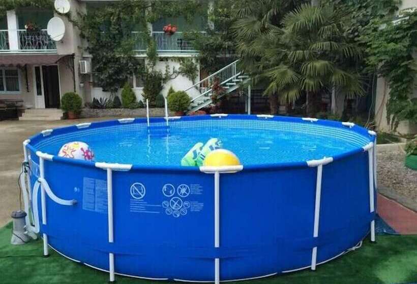 پانسیون Guest House Grant