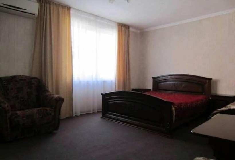 پانسیون Guest House Grant