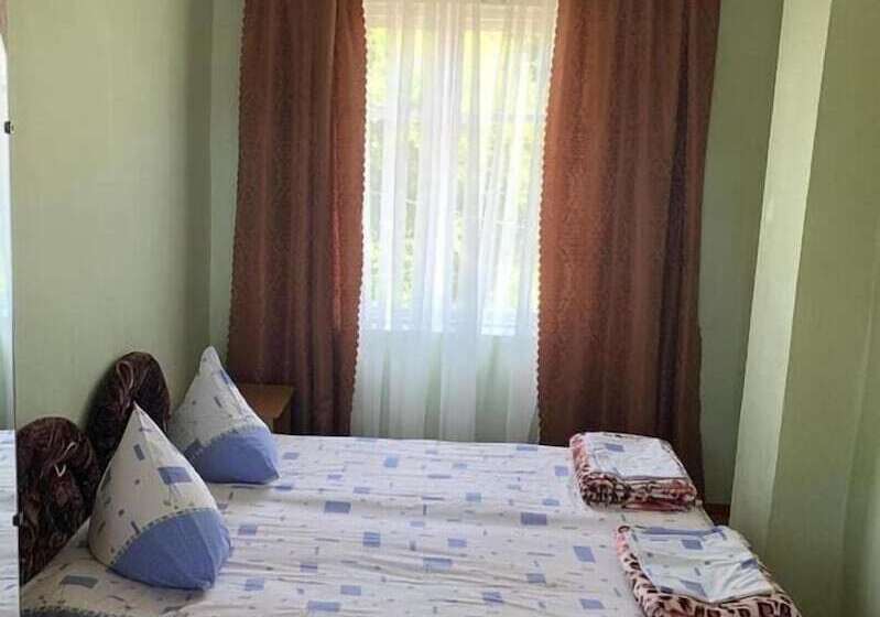 پانسیون Guest House Grant