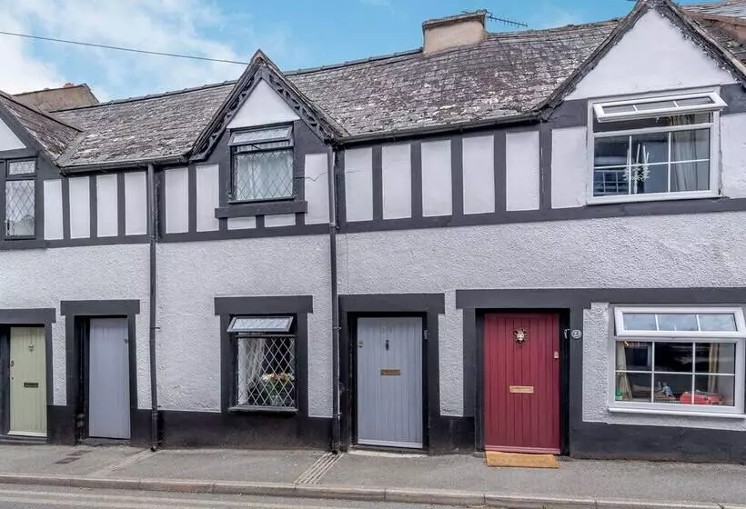 21 Church Street