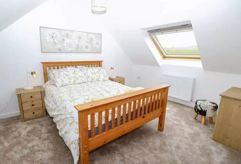 5 Yarmouth Cottages