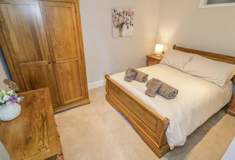 Bryn Derwen Coach House