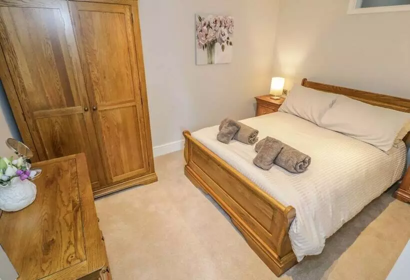 Bryn Derwen Coach House