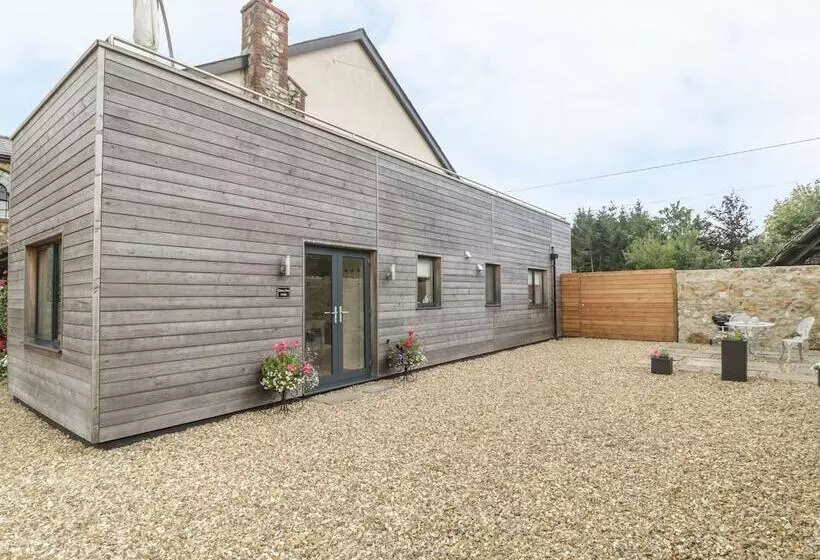 Cherry Tree Lodge