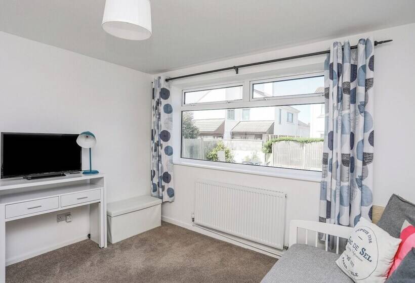 Crows Nest Rhosneigr