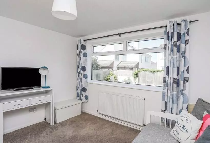 Crows Nest   Rhosneigr