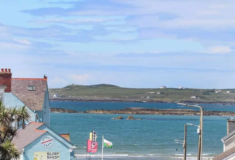 Crows Nest   Rhosneigr