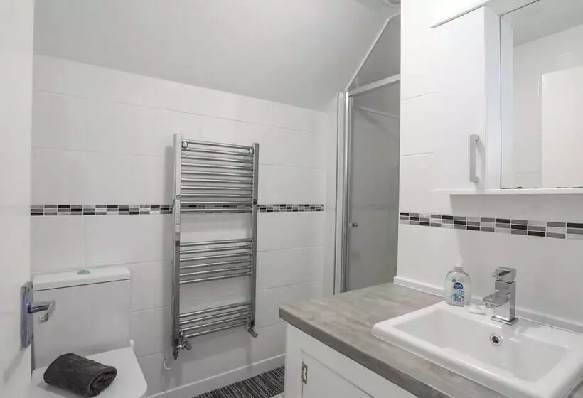 Crows Nest   Rhosneigr