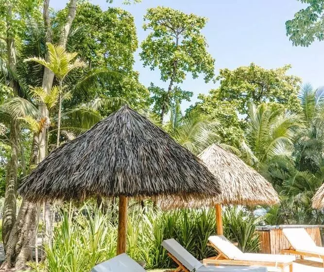 هتل Playa Cielo Beach Front