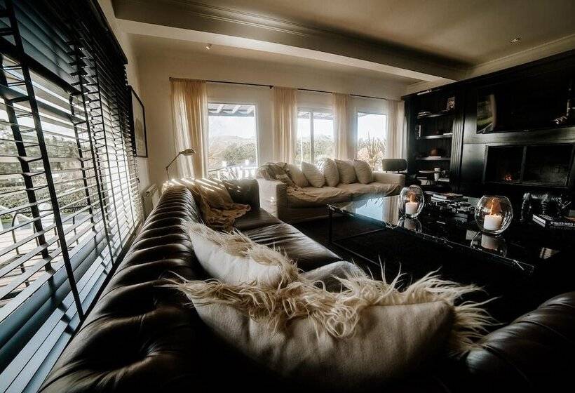 هتل Posada La Protegida