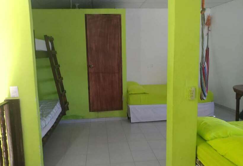 هتل Rancho Mama Juany