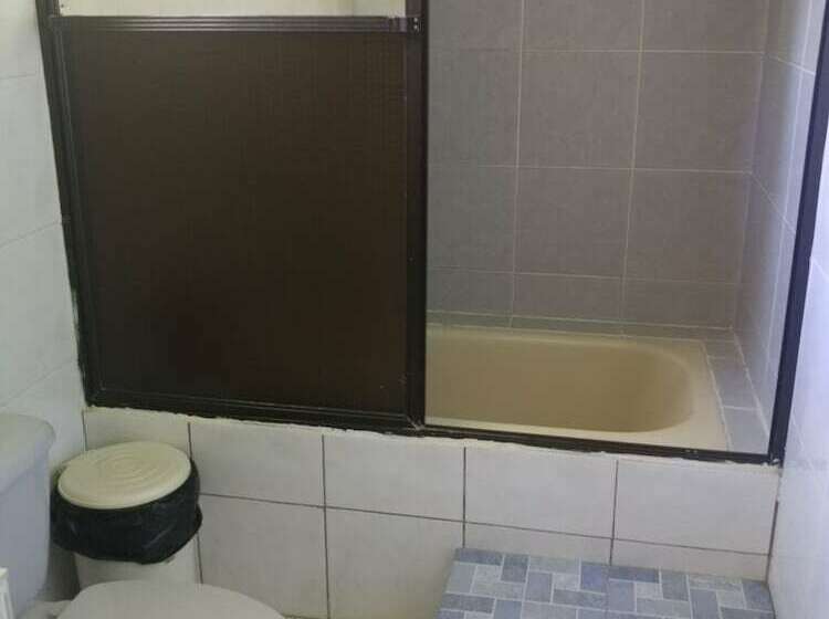 هتل Rancho Mama Juany