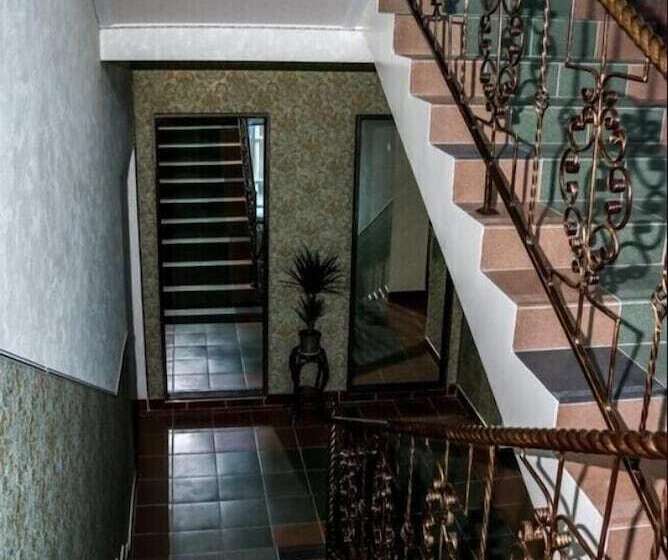 هتل Tsimlyansky Dvor