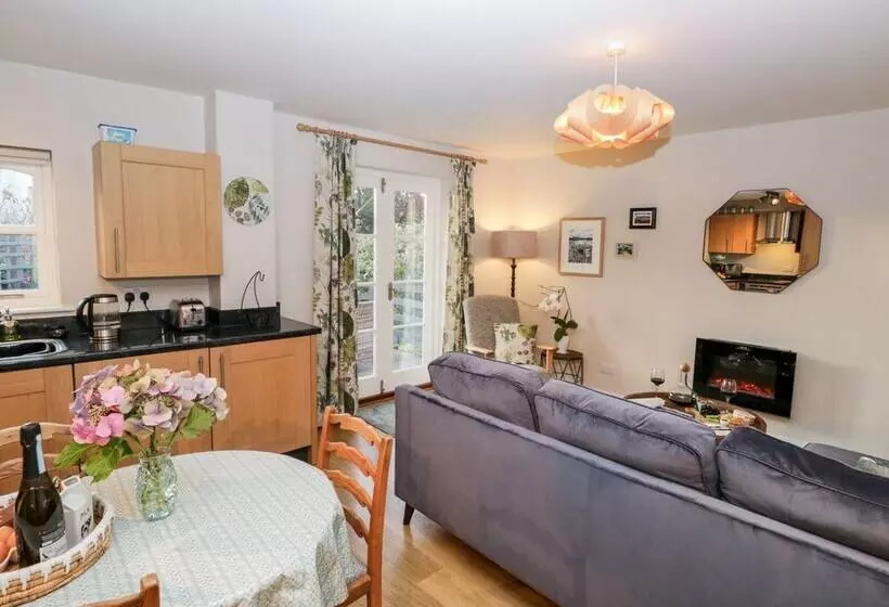 Jenny S Cottage