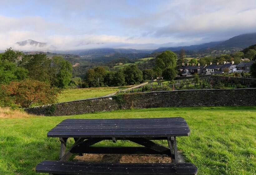 Moelwyn View Cottage