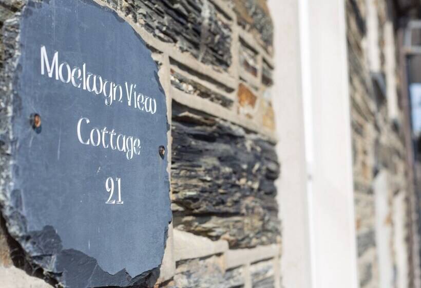 Moelwyn View Cottage