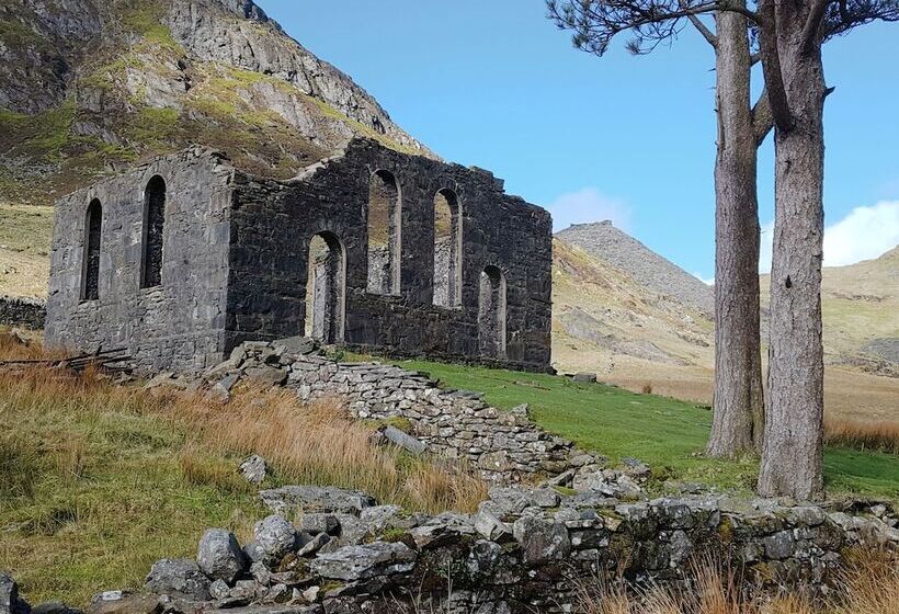 Moelwyn View Cottage