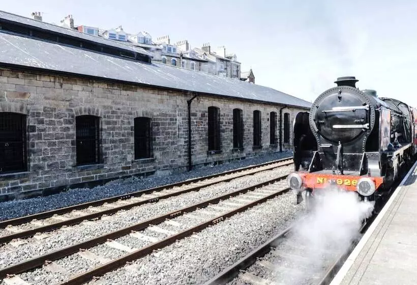 Olton Hall @ Engine Shed