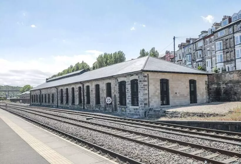 Olton Hall @ Engine Shed