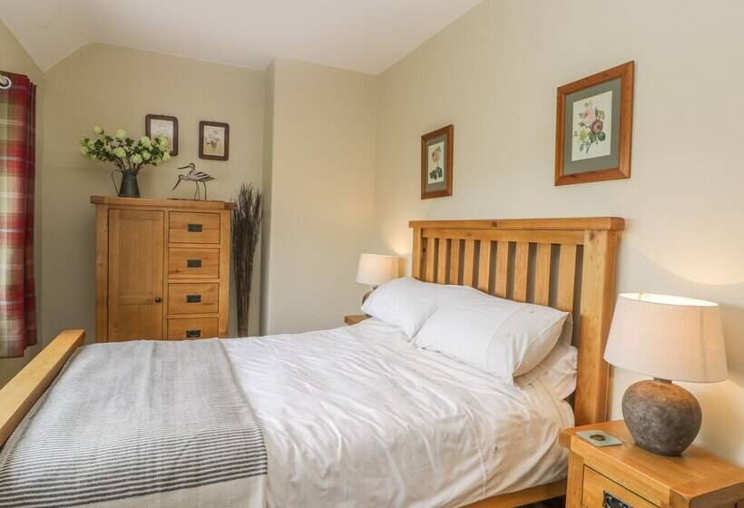 Stakesby House Apartment 3