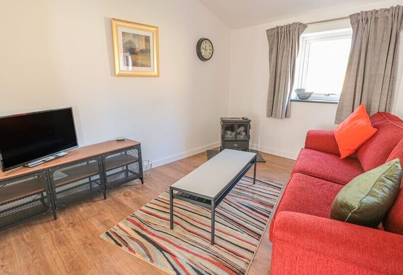 The Old Power House Cottage 2