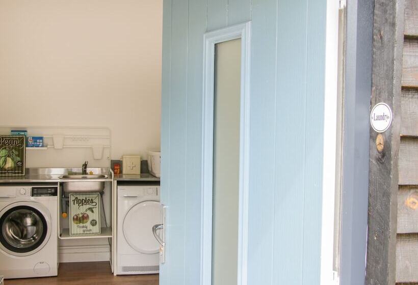 The Old Power House Cottage 2