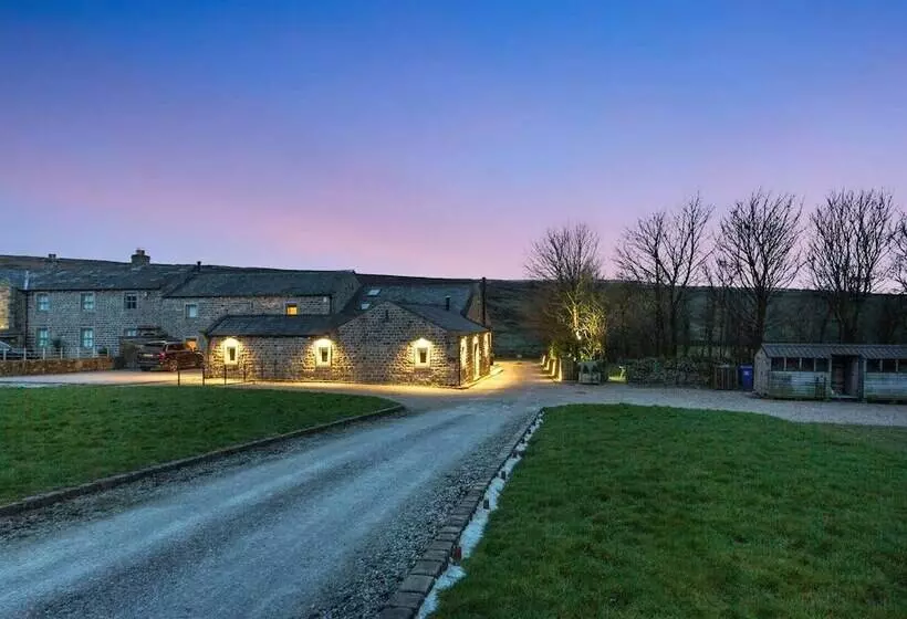 The Old Shippon Mews