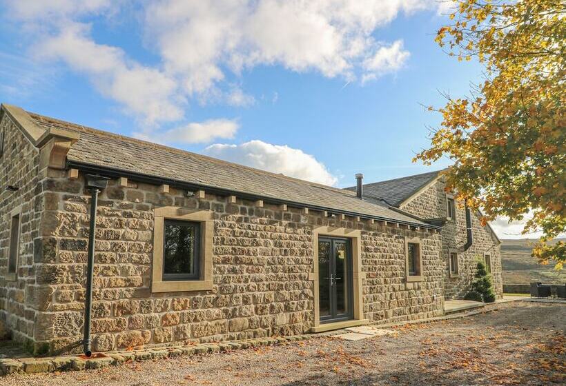 The Old Shippon Mews