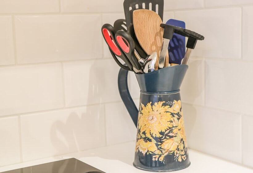 West Cliff Apartment