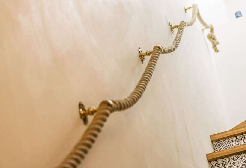 West Cliff Apartment