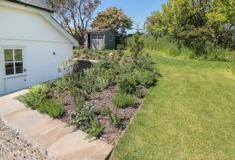 Willow Cottage