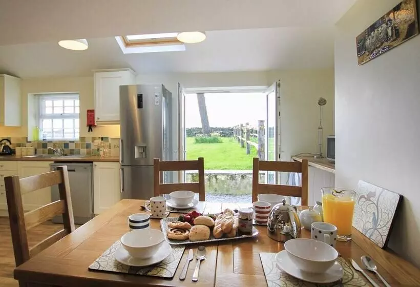 Garden Cottage   Rhoscolyn