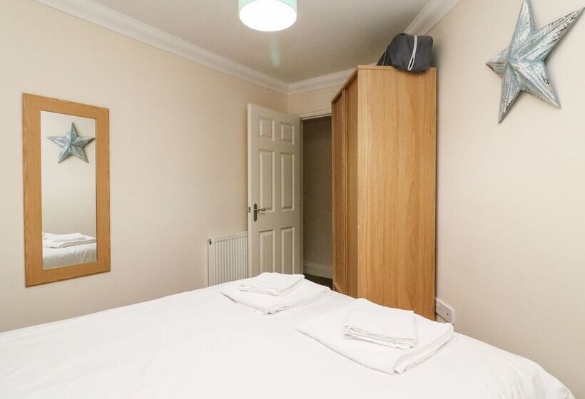 Harbour Watch Apartment 1