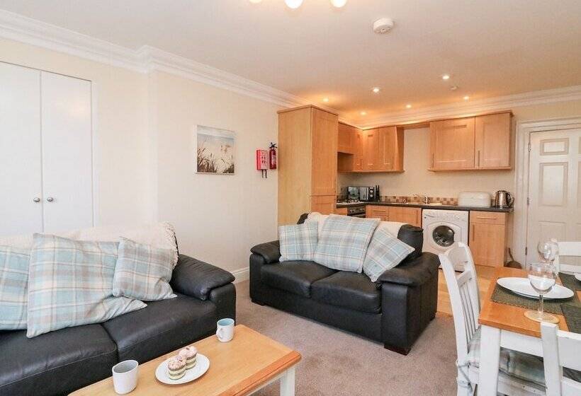 Harbour Watch Apartment 1